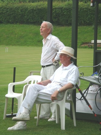 Copy of Edgbaston 09 001.jpg - Jim Markham & Ted Foster looking on waiting for opponents to make a mistake